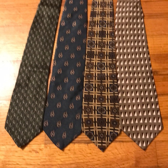 bill blass Other - Lot of 4 Bill Blass Ties